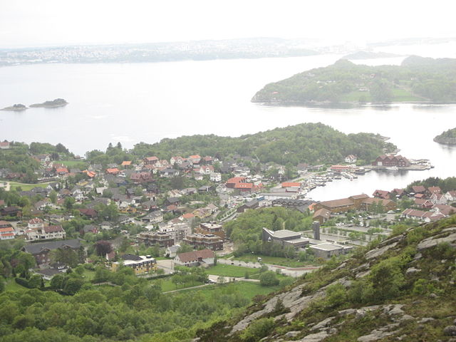 View of the village of Hommersåk