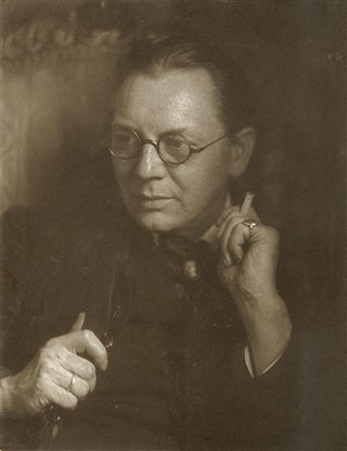 <span class="mw-page-title-main">Hugo Erfurth</span> German photographer