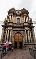 Fachada da igreja de El Sagrario.