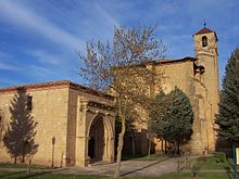 Iglesia parroquial de la Santa Cruz y Ermita de la Santa Cruz - Bañares - La Rioja.jpg