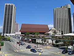 Menara Dato' Onn (kiri), Bangunan WTC KL (tengah), dan Hotel Seri Pacific (kanan)