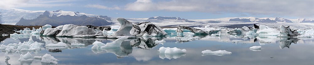 Panorama jezera Jökulsárlón na Islandu