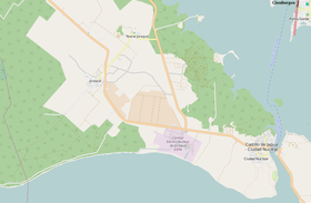 Карта OSM с изображением Джурагуа и его окрестностей. Близлежащая атомная станция, крепость Джагуа, деревня Нуэва-Хурагуа и небольшая часть города Сьенфуэгос показаны на карте.