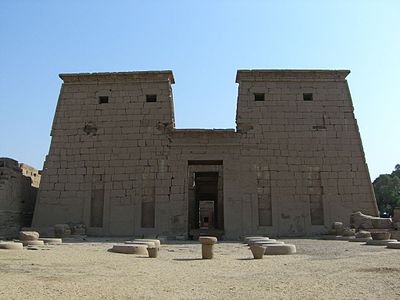 Accés al temple de Khonsou