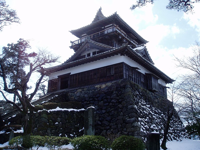 File:Keep of Maruoka Castle 3.jpg