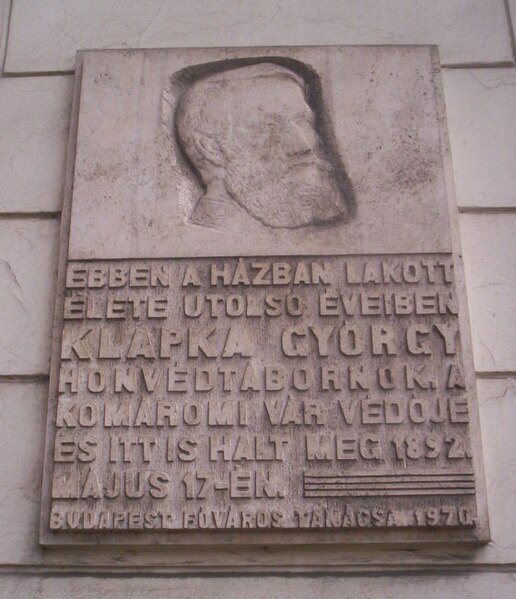 File:Klapka György emléktábla, Budapest, Akadémia utca 1 .jpg