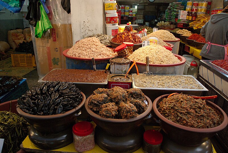 File:Korea-Gyeongdong Market-Various jeotgal-02.jpg