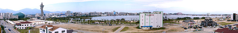 File:Korea-Sokcho-South of lake panorama.jpg