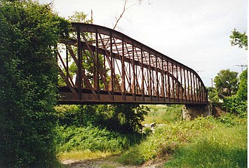 Eine Stahlbrücke der stillgelegten Oststrecke