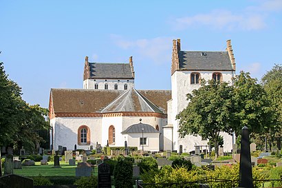 How to get to Löderups kyrka with public transit - About the place