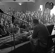 L. Ron Hubbard conducting Dianetics seminar in Los Angeles in 1950.jpg