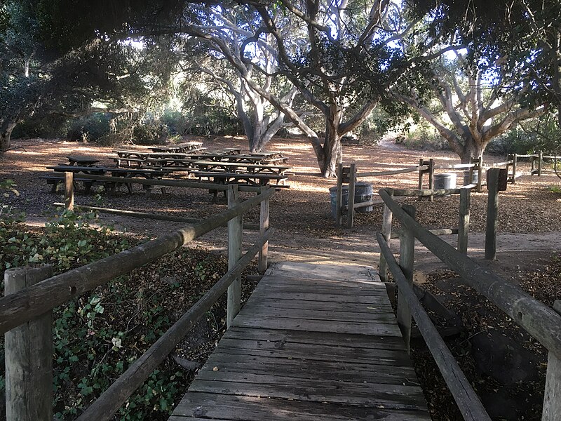 File:La Purisima Mission State Historical Park picnic area.jpg