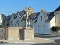 Crucifix quai Saint-Jacques