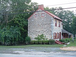 Leesport Lock House during Flood of 2006.JPG