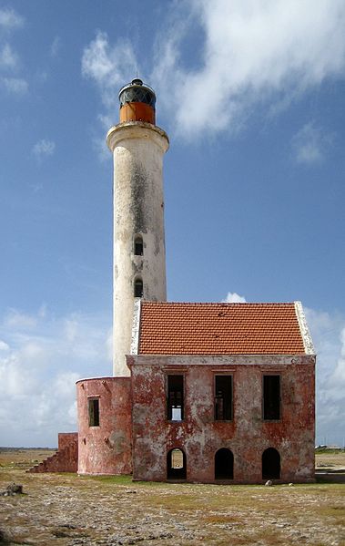 File:LighthouseOnKleinCuracao (retouched).jpg