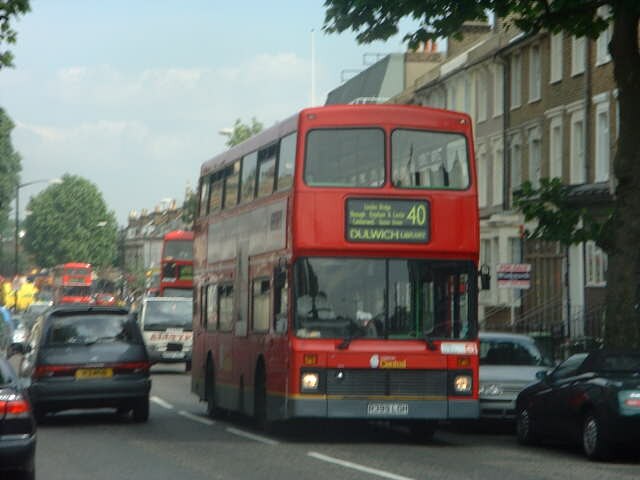 Northern Counties Palatine bodied Volvo Olympian on route 40 in July 2000