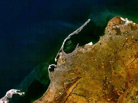 Vue de la ville de Luanda par satellite.