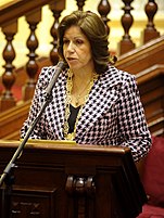 Medalla de Honor del Congreso a Lourdes Flores (przycięte).jpg