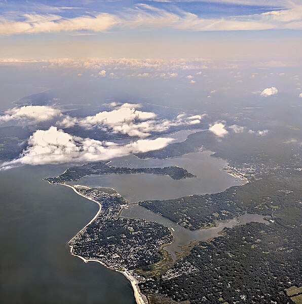 Aerial view from a plane after taking off from LaGuardia of Mill Neck Creek and Oyster Bay on the North Shore of Long Island.