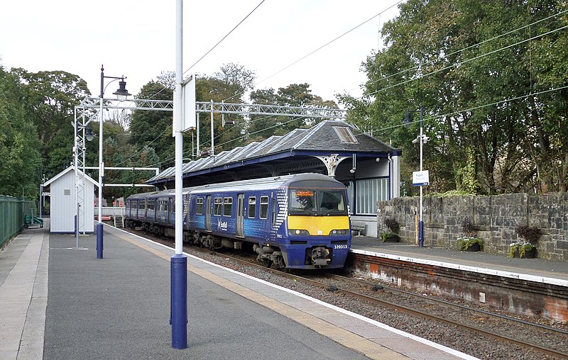 File:Milngavie Station, East Dunbartonshire.jpg