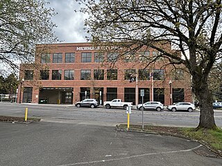 <span class="mw-page-title-main">Milwaukie, Oregon</span> City in Oregon, United States