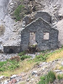 File:Mine_Buildings_at_the_Great_Snaefell_Mine.jpg