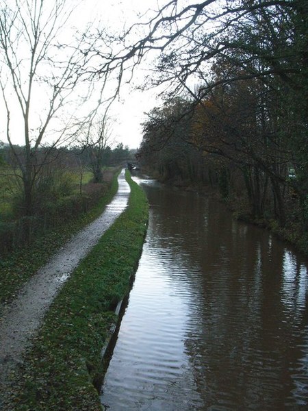 File:Monmouthshire and Brecon Canal - geograph.org.uk - 284564.jpg