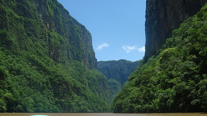 File:Morning at Sumidero Canyon.JPG