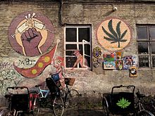 Murals and signs around Christiania make the community's opposition to heroin clear Mural in Christiania against hard drugs.jpg