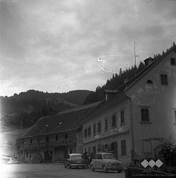 Nekdanja Tijekova furmanska gostilna v Boharini pri Zrečah 1963.jpg