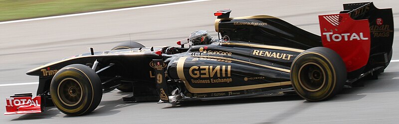 File:Nick Heidfeld 2011 Malaysia FP2 1.jpg