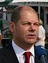 Olaf Scholz, aŭgusto 2009 - de SPD-Schleswig-Holstein.jpg