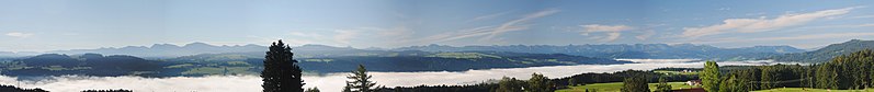 File:Panorama Blick von der Queralpenstraße - panoramio.jpg