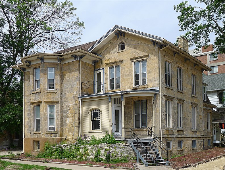 File:Perry House (Madison, Wisconsin).jpg