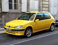 File:Peugeot 106 Serie 2.jpg - Wikipedia