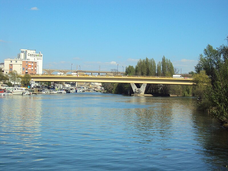 File:Pont de nogent - avril 2014 (2).jpg