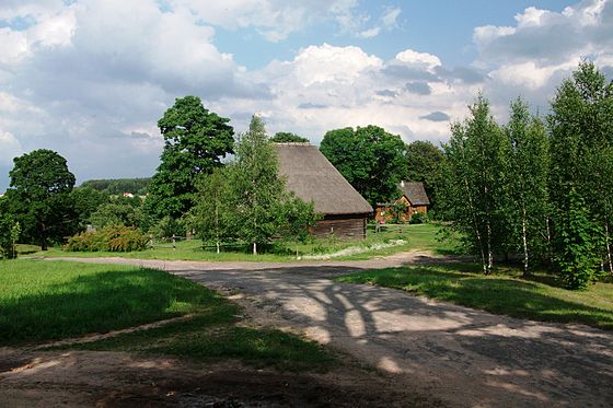 Беларусь началось. Фальварак Белоруссия. Беларусь деревня городок. Вёски. Имения уша Белоруссия.