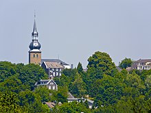 Blick von Süden auf die Reformierte Kirche Cronenberg