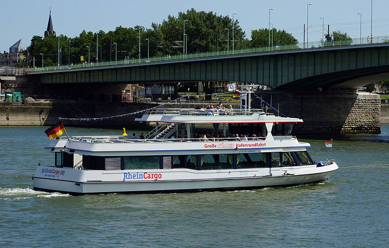 File:RheinCargo (ship, 2001) 077.JPG