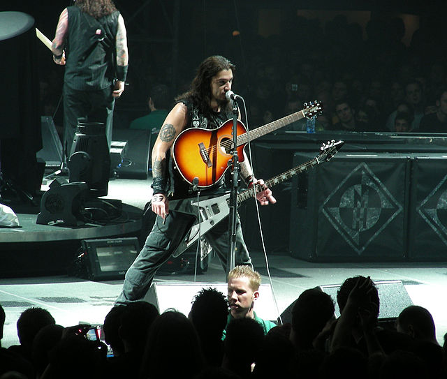 Robb Flynn with Machine Head as the support band for Metallica in Rotterdam 2009