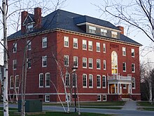 Roger Williams Hall was built in 1894, named after Roger Williams, set in the rural quad of Bates. Roger Williams Hall.jpg