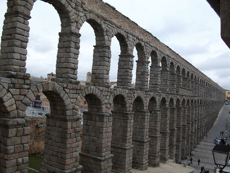 File:Roman Aqueduct of Segovia.JPG