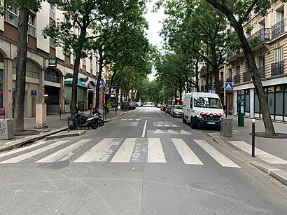 Comment aller à Rue Brochant en transport en commun - A propos de cet endroit