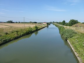 Ruminghem (Pas-de-Calais) Kanal von Calais (02) .JPG