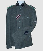 M43 uniform with SD Sicherheitsdienst insignia SDJacke.jpg