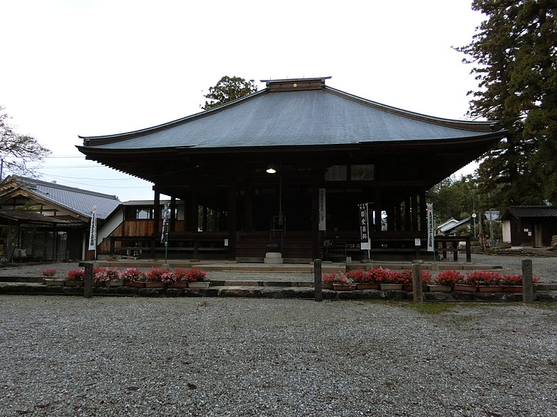 File:Sakura-do Yakushi, Mizunami, 2017.jpg