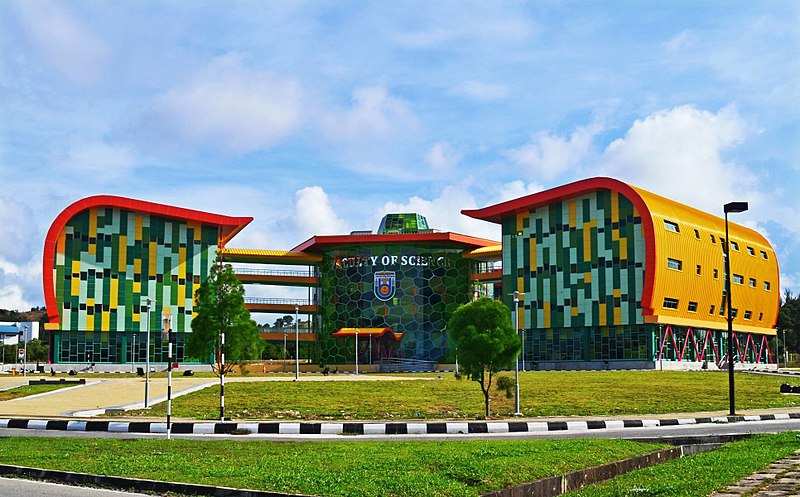 File:Science faculty of University of Brunei Darussalam.jpg