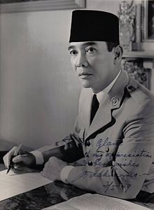 President Sukarno--Author of the Nasakom concept Soekarno 1959.jpg