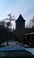 Stadtmauerturm mit Widenkirche im Hintergrund