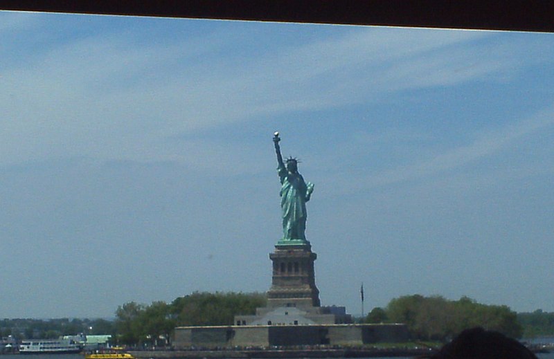 File:Statue of Liberty seen from the Staten Island Ferry 2.jpg